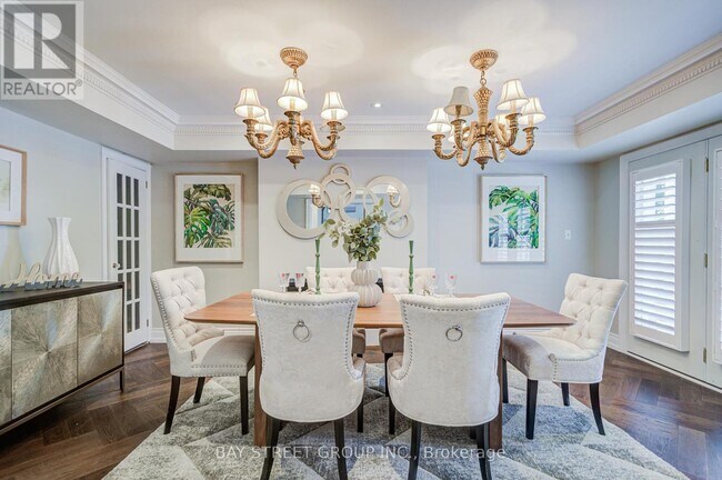 Photo du bâtiment - 363 Lakeshore Rd W