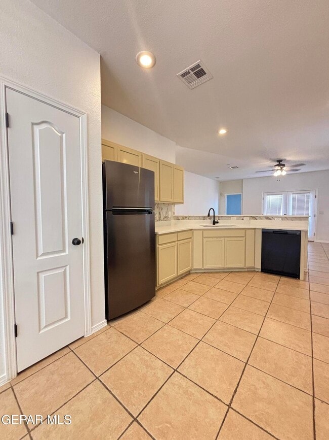Foto del edificio - 14749 Sand Gate Dr