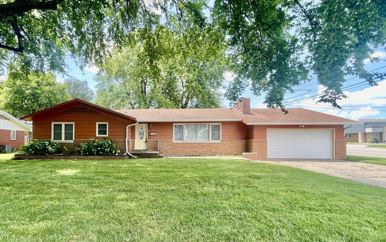 Foto principal - 1805 S Valley Rd Ave