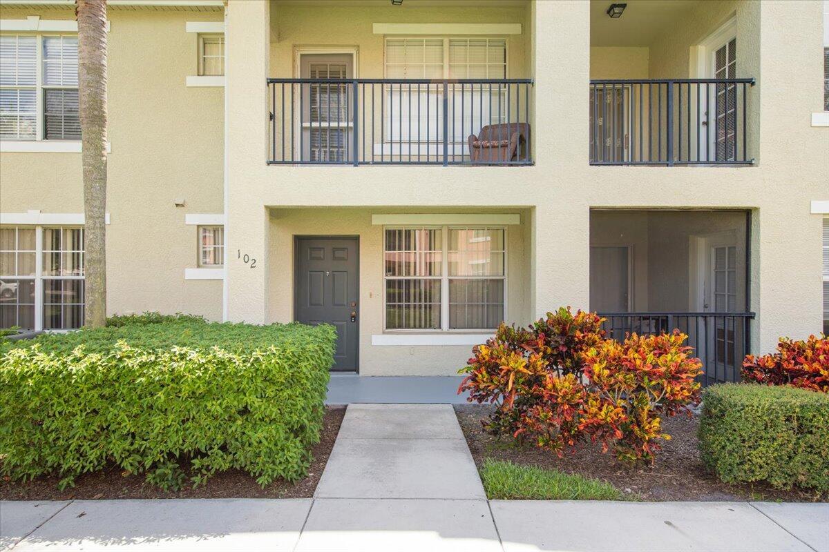 Foto principal - 166 SW Peacock Blvd