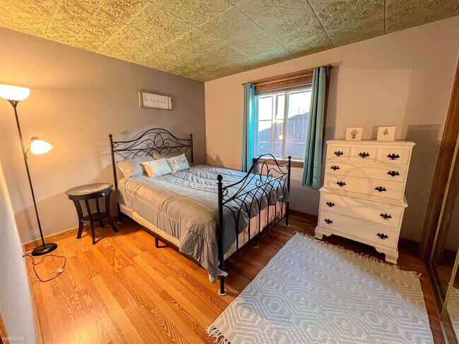 Foto del edificio - 4 br, 2 bath House - 3650 North Loma Vista...