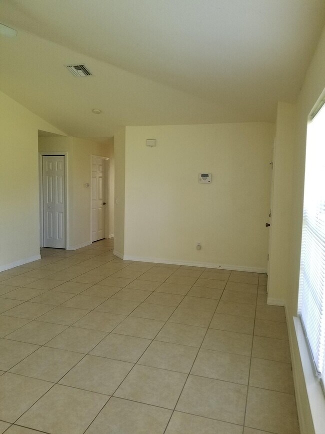 Foto del edificio - 4616-4618 24th St Sw
