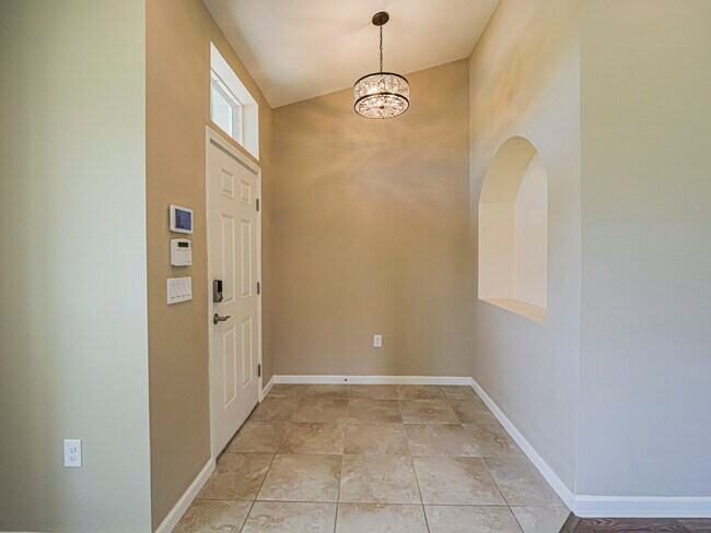 Foto del edificio - 1821 Berkshire Cir SW