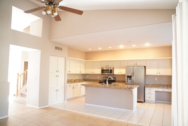 Photo - Beautiful Chandler Rental Dobson & Ray House
