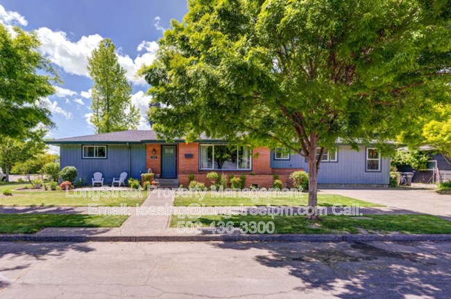 Foto del edificio - 1100 NW 19th St