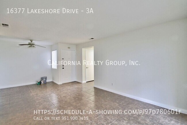 Foto del edificio - 16377 Lakeshore Dr