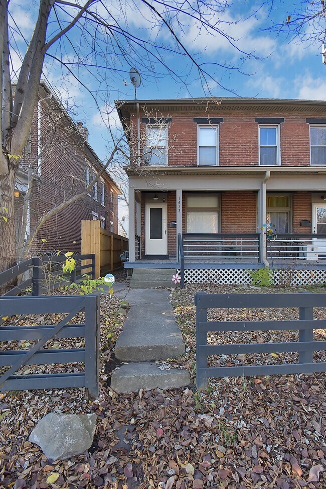 Building Photo - 1423 S High St