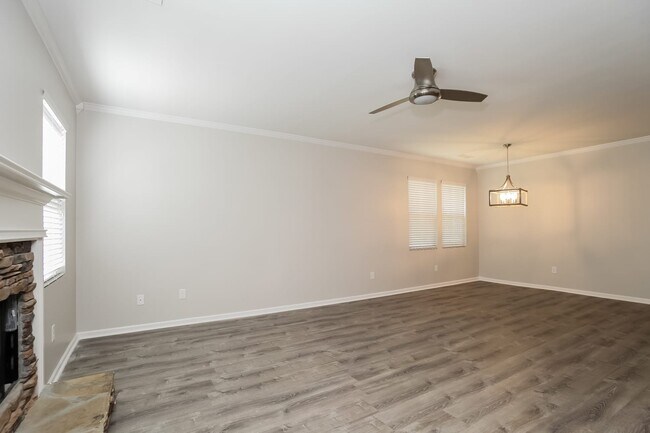 Foto del edificio - 267 Royal Crescent Ter