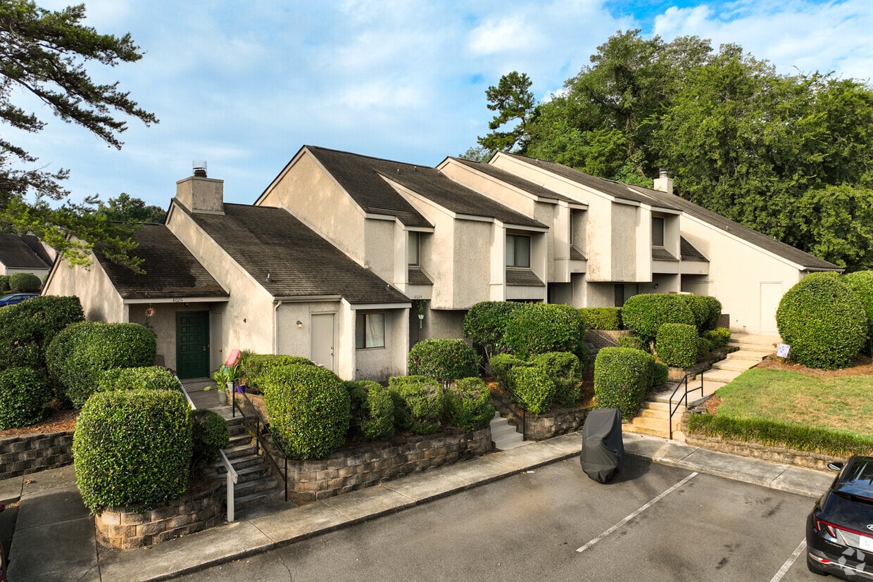 Primary Photo - Shorewood at Raintree