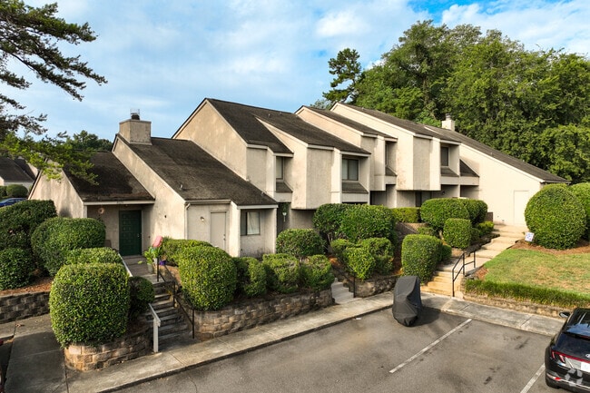 Building Photo - Shorewood at Raintree