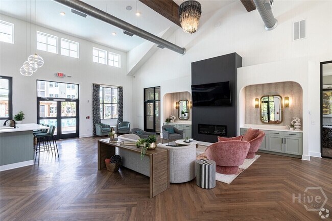 Foto del edificio - 5670 Ogeechee Rd