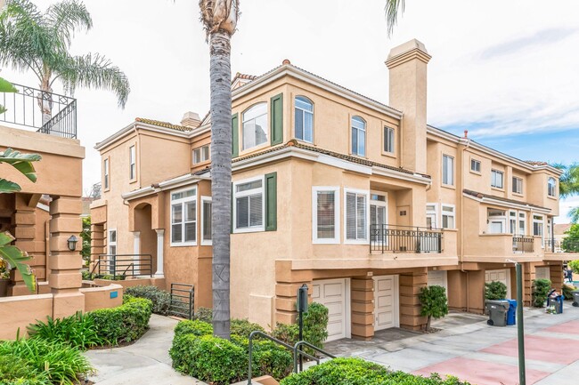 Foto del edificio - Avanti 3 Bed 2.5 Bath Corner Unit Townhouse