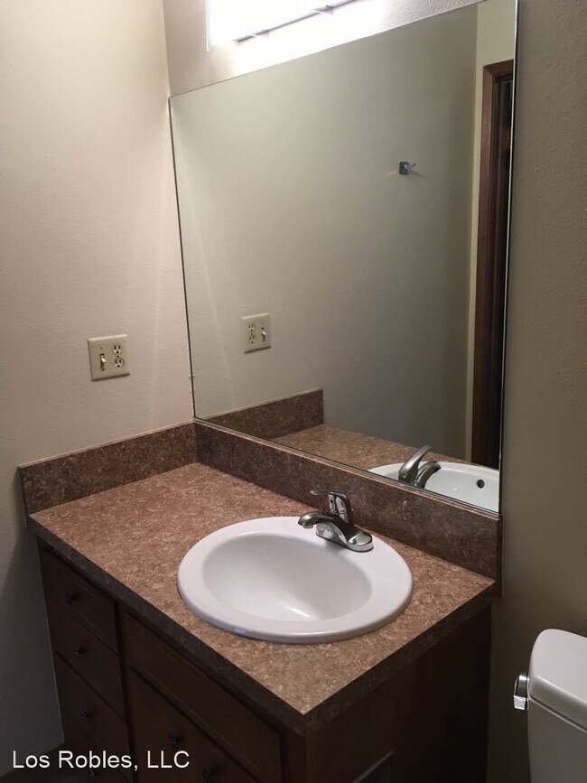 Foto del edificio - 465 N 45th St