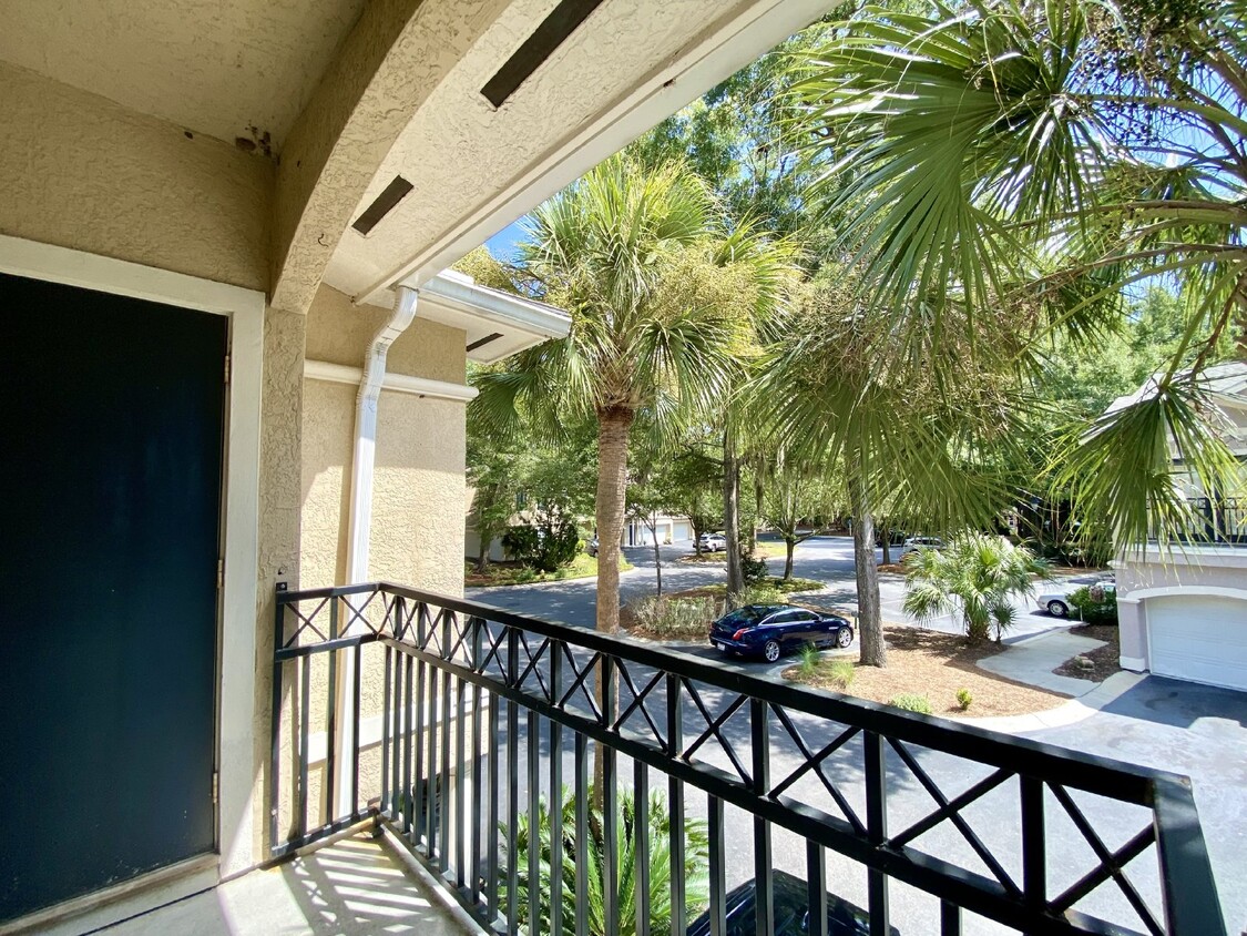 Foto principal - Two Bedroom Condo w/ Garage at the Preserv...