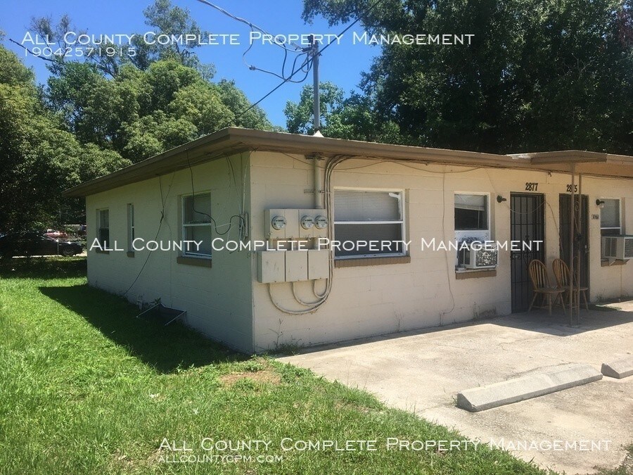 Primary Photo - Two-Bedroom Triplex Unit - Water Included!