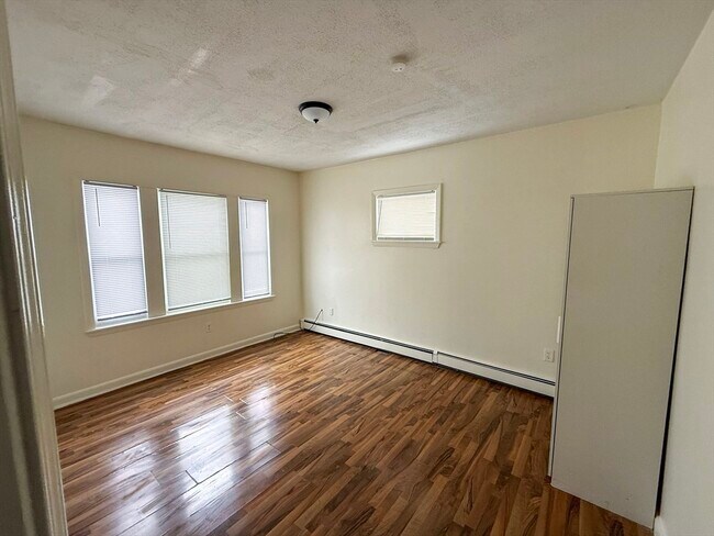 Foto del edificio - 36 Wildwood St