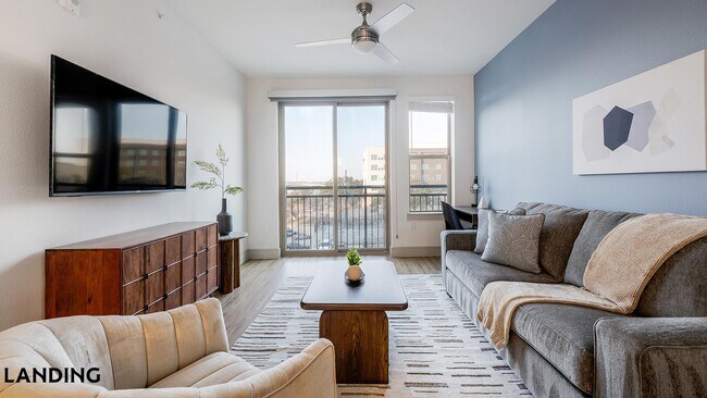 Foto del edificio - 3100 Scofield Ridge Pkwy