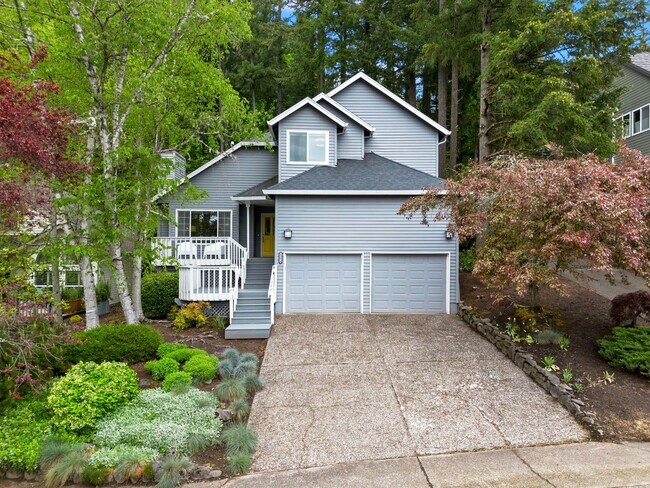 Foto del edificio - Private Retreat Backing to Trails in the Heart of Lake Oswego