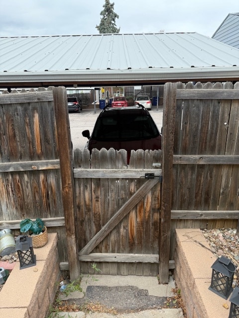 Puerta trasera - 13963 E Jewell Ave