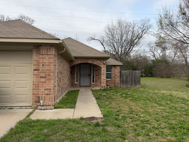 Photo - 3323 Mingo St House