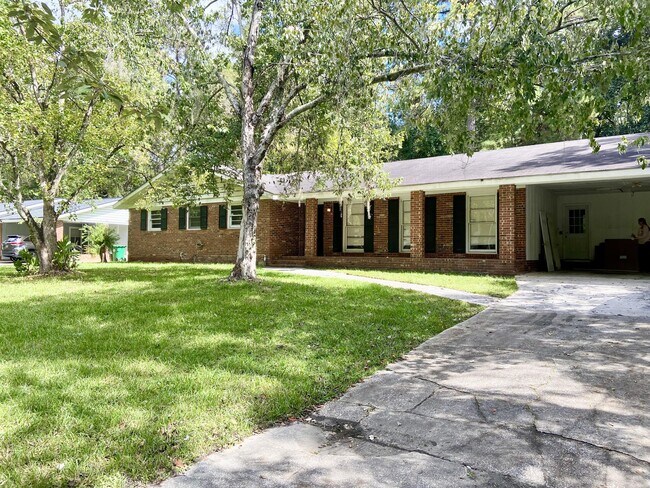 Foto del edificio - 2209 Park Ln