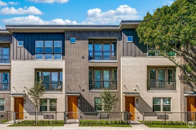 Building Photo - Midway Urban Village
