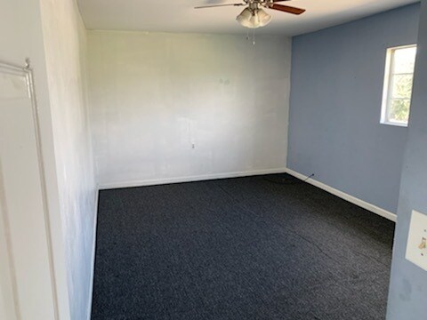 Building Photo - 24971 Ave 95