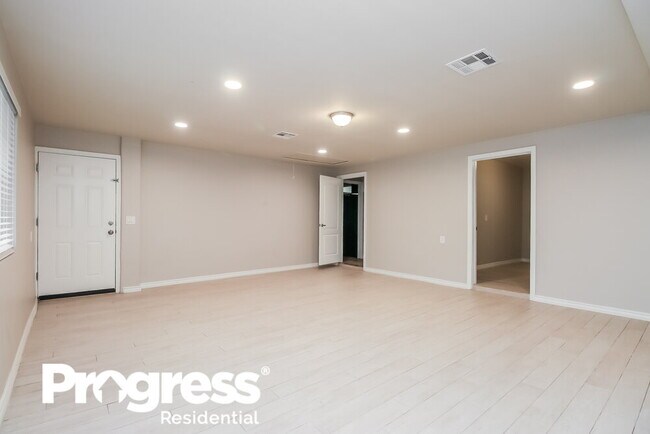 Foto del edificio - 1127 E 8th Ave