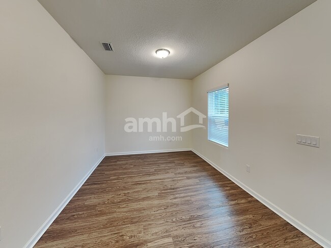 Building Photo - 8716 Layalie Way