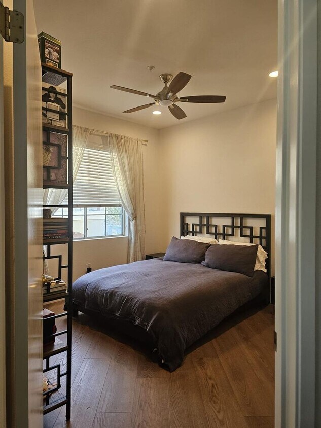 Foto principal - Modern 3BD/3BA Townhouse in Prime Union Ci...