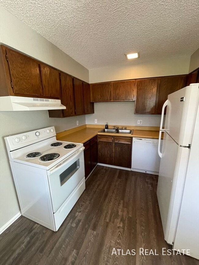 Photo - 415 St Vrain Pl Apartment