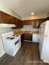 Building Photo - 415 St Vrain Pl