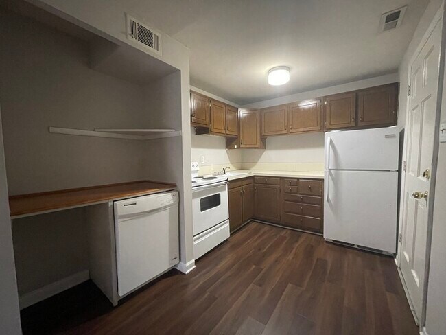 Foto del edificio - 220 S Laurel Ave