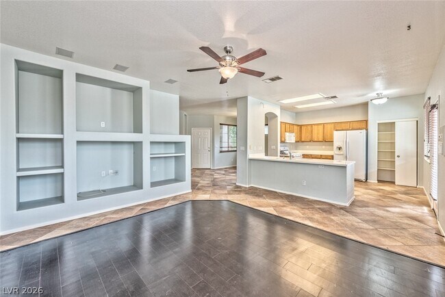 Building Photo - 7601 Curiosity Ave