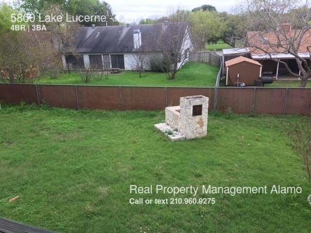 Foto del edificio - 5800 Lake Lucerne St