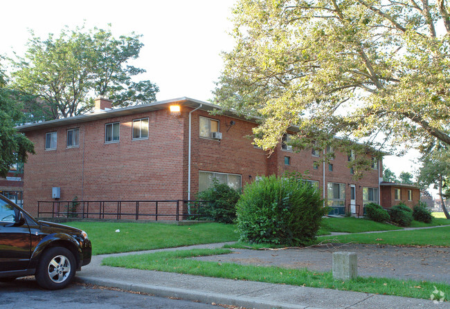 Foto del edificio - Ellicott Park Townhomes