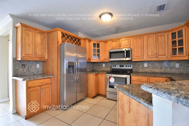 Foto del edificio - 5275 NW 186th Ln