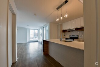 Building Photo - 9675 Av. Papineau