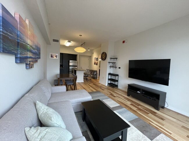 Building Photo - 475 K St NW