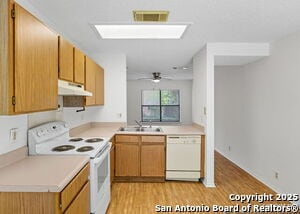 Building Photo - 8939 Kenton Briar