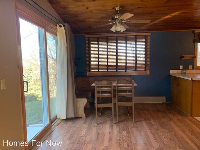 Building Photo - 3 br, 3 bath House - 13208 Vivian Dr