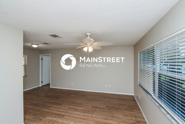 Foto del edificio - 3 Bedroom Pet-Friendly Home in Melbourne, FL with Main Street Renewal