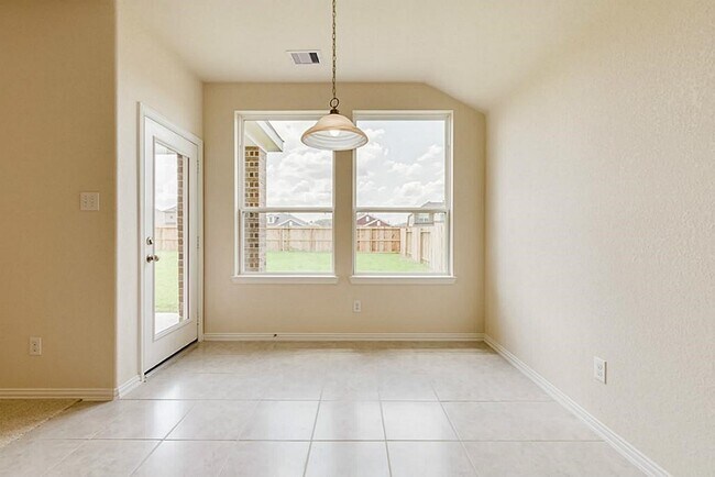 Foto del edificio - 16215 Stoney Elms Ct