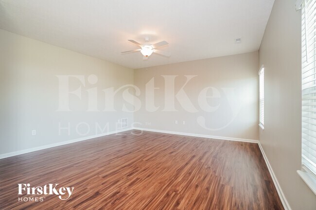 Foto del edificio - 5602 Tarboro Pl