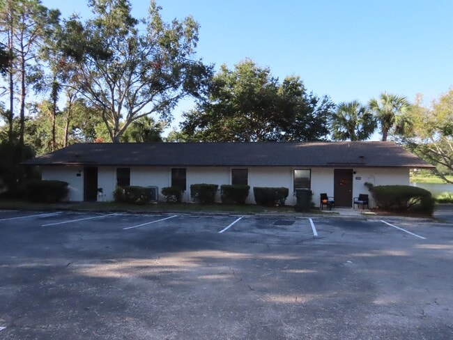 Building Photo - 159 Sunnyside Dr