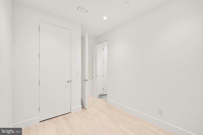 Building Photo - 1515 14th St NW
