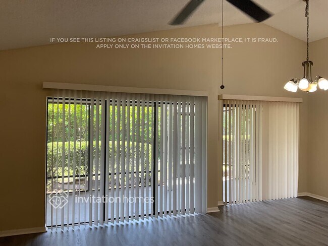 Foto del edificio - 5022 Cypress Trace Dr