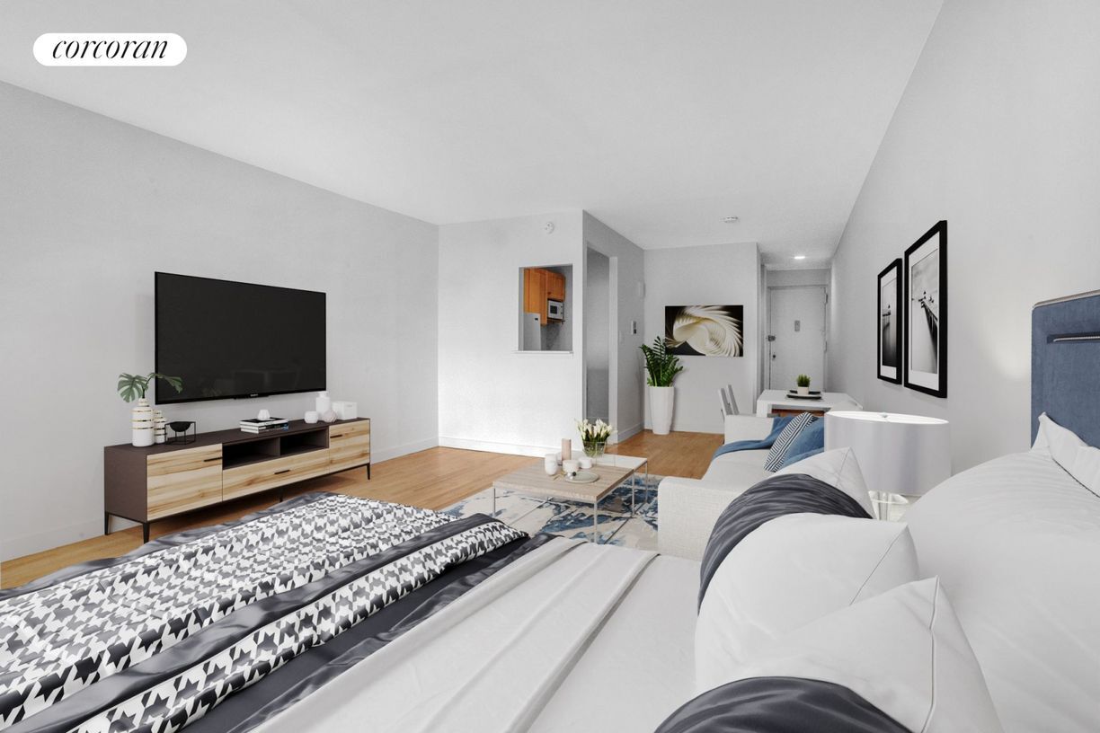 Foto principal - 312 E 85th St