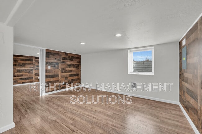 Foto del edificio - 202 S Middleton Rd