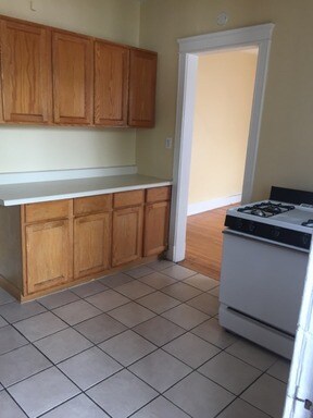 Building Photo - 409 S Taylor Ave